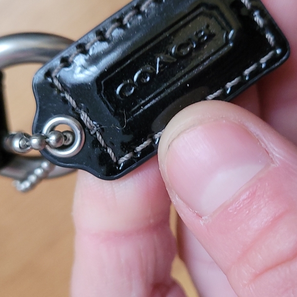 Small black "Coach" handbag - Picture 5 of 5